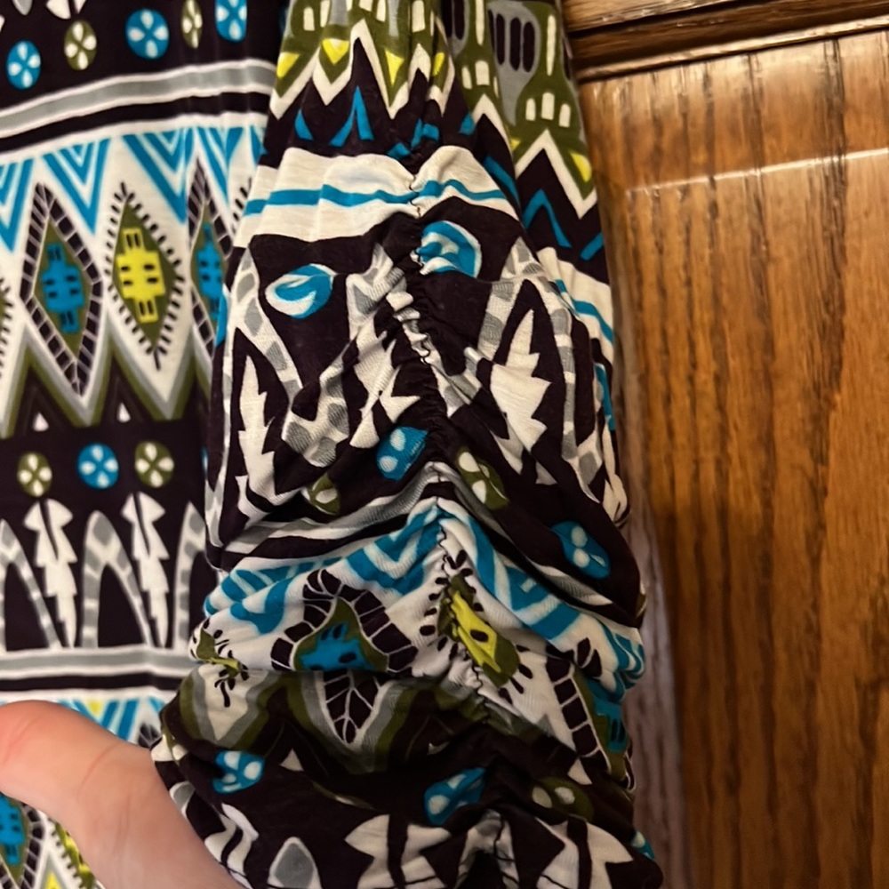 Beautiful tunic top - Picture 6 of 6